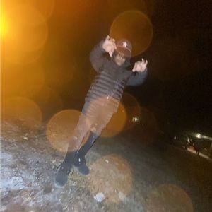 Meet your Posher, Koby